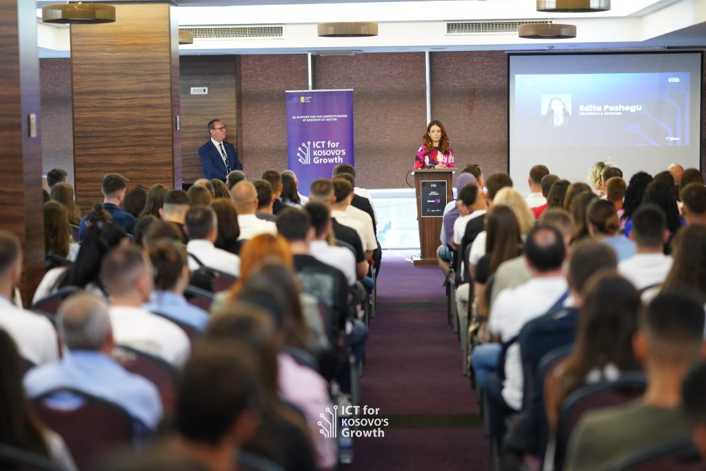 Award Certification ceremony for the 8 th Semesterof the ICT and Digital Skills Training Programme